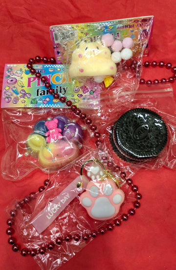 Squish Tab Paw Set: Oreo, Hamster, and Paw Keychain