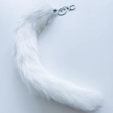 Medium White Quadrobics Tail with Carabiner