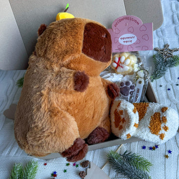 Gift Set Featuring Capybara