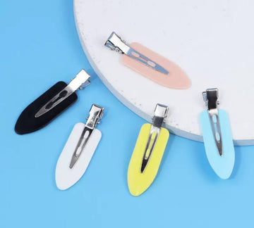 Set of 5 stylish hair clips