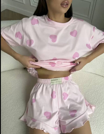 Lighthearted Heart-Print Pajama Set (T-Shirt + Shorts) Pink