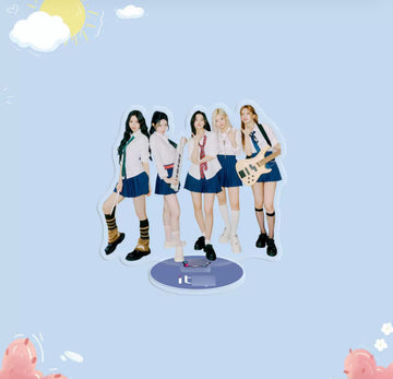 Acrylic ITZY Stand 10cm