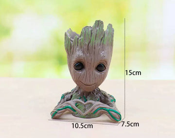 Groot figure with a heart