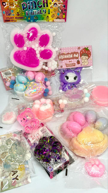 Paw Tabs, Kuromi, Gel Bear, Oreo Squish Set