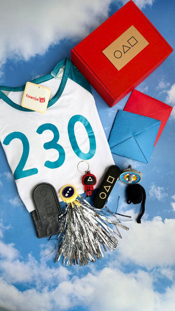 "Squid Game" Gift Set (T-Shirt, Keychain, Games)