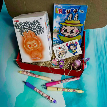 Labubu Gift Set (toy, keychain, notebook + pens, tattoos, foam)