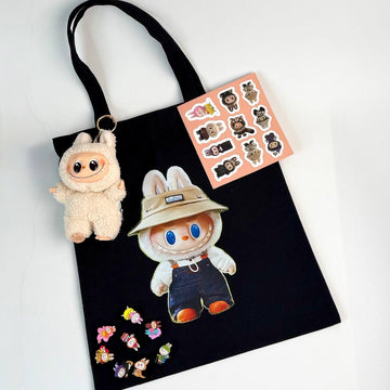 Labubu Gift Set (shopping bag, toy, stickers, jibitsi)