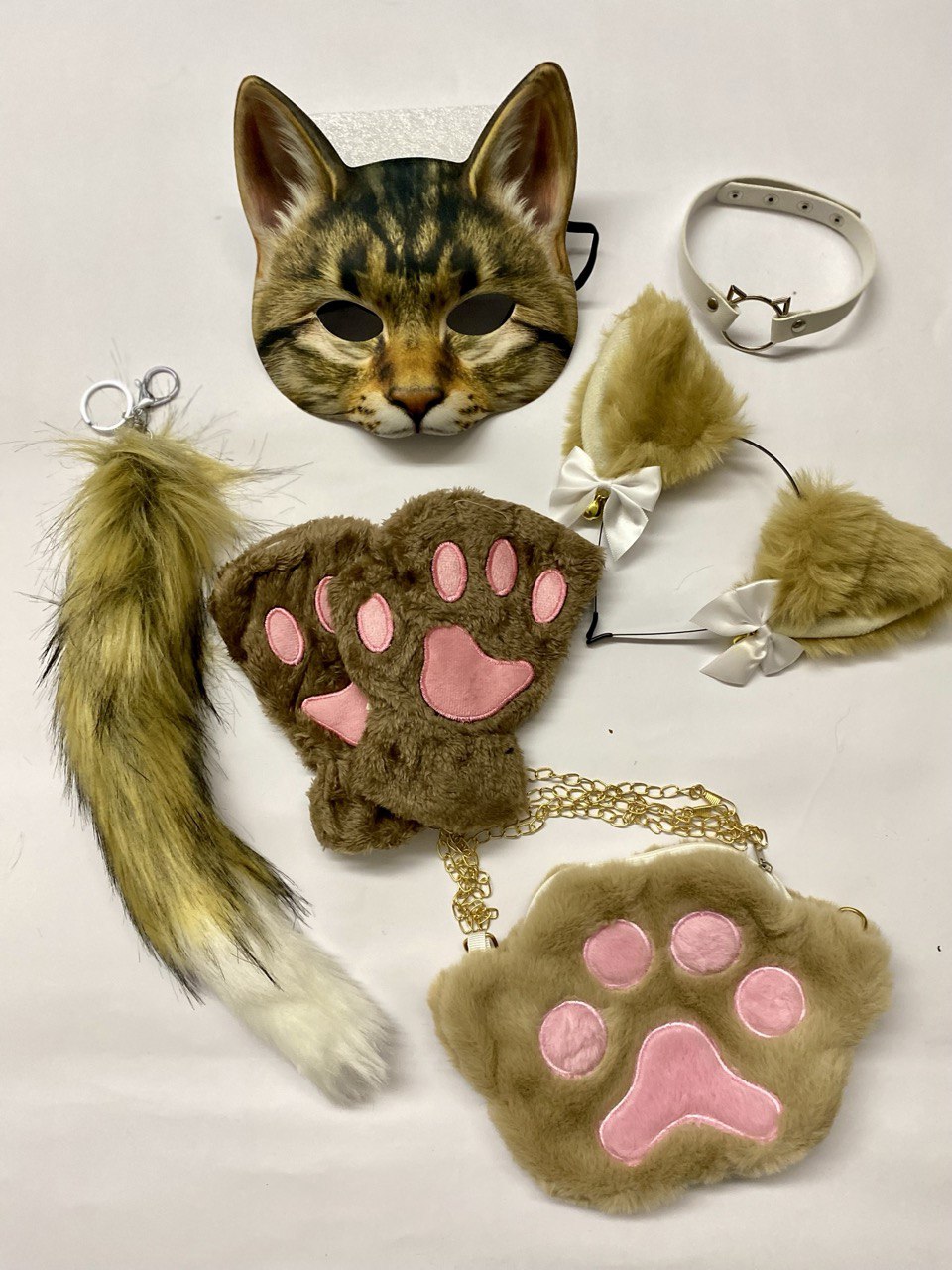 Quadrobics Set (mask, paws, ears, tail with carabiner, choker, bag) — Brown