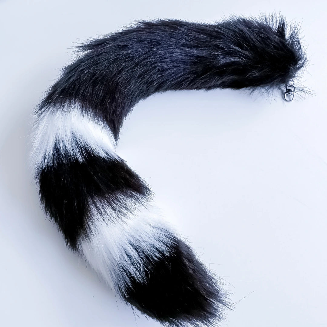 Medium Black-and-White Quadrobics Tail with Carabiner