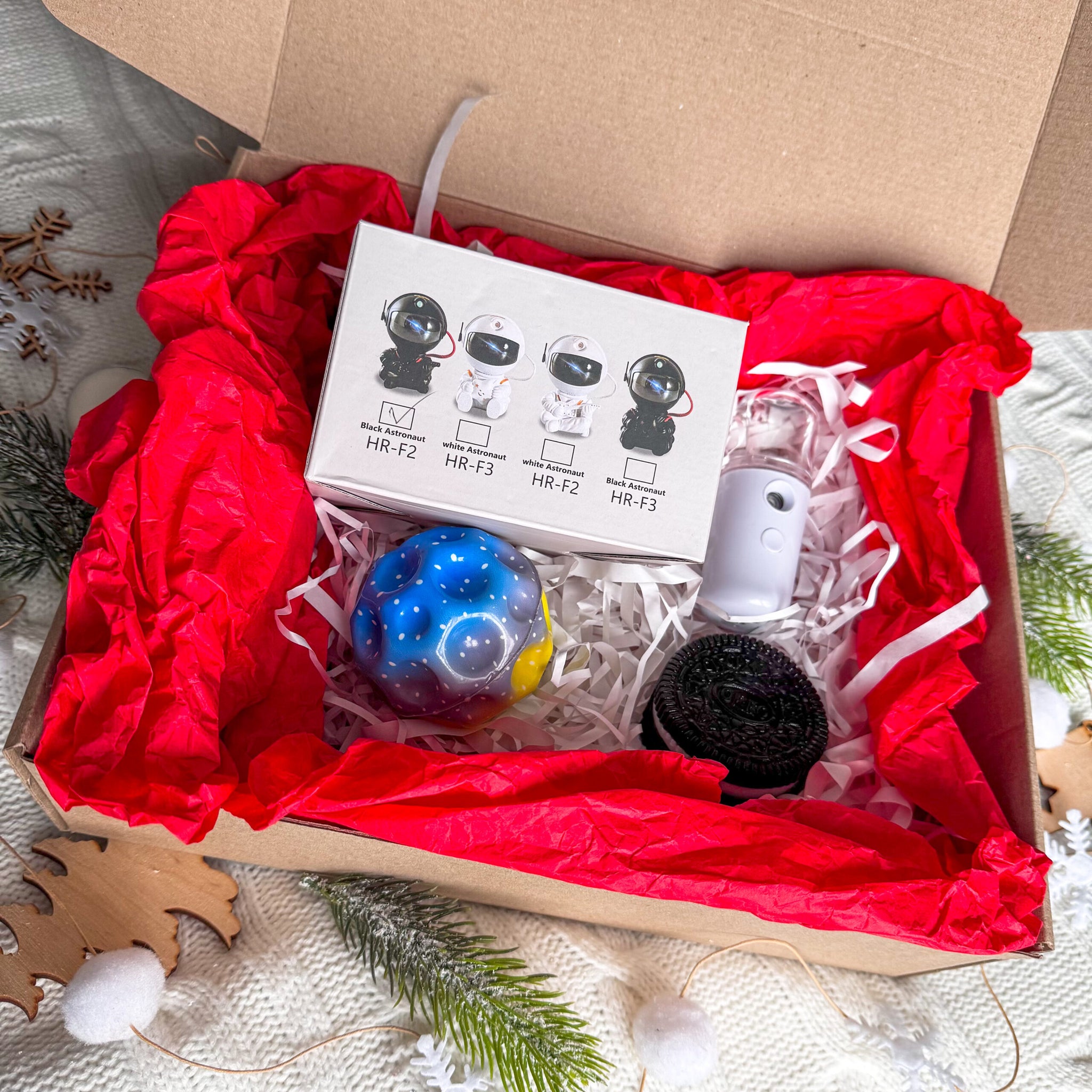 Gift Set: "Astronaut" Projector