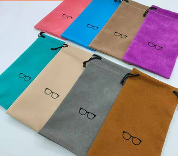 Eyeglass pouch