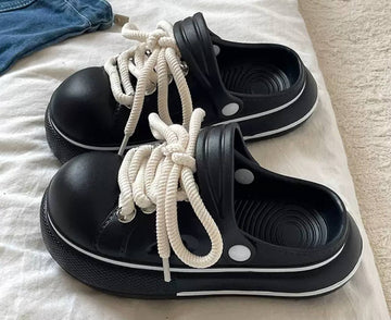 Cute lace-up Krocksy in black