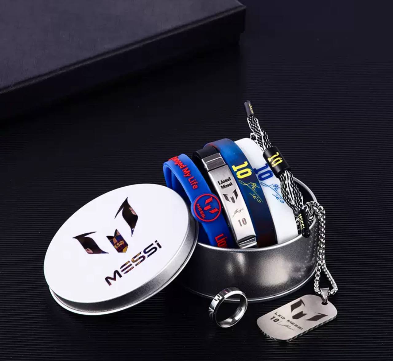 "Messi" accessory set (bracelets, token, ring)