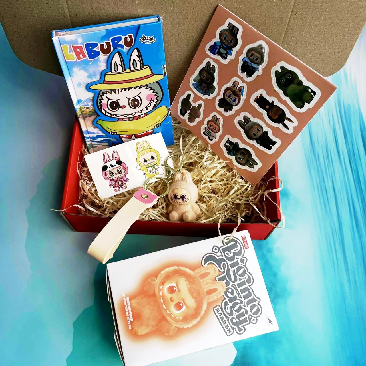 Labubu Gift Set (toy, keychain, notebook, tattoo, stickers)
