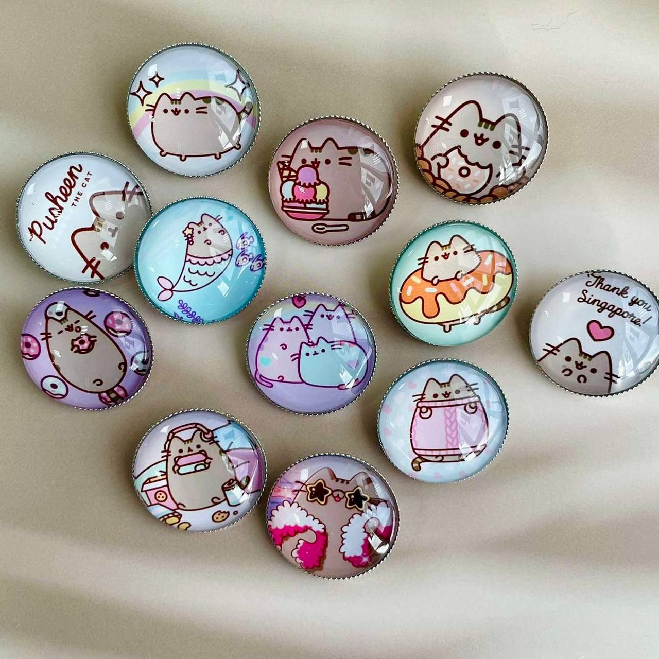 Set of badges featuring Pushyn