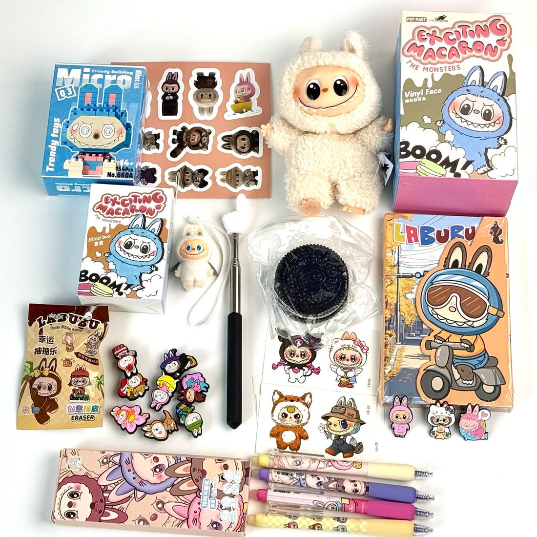 Labubu Gift Set (toy, keychains, notebook, tattoos, stickers, badges, squish, pointer)