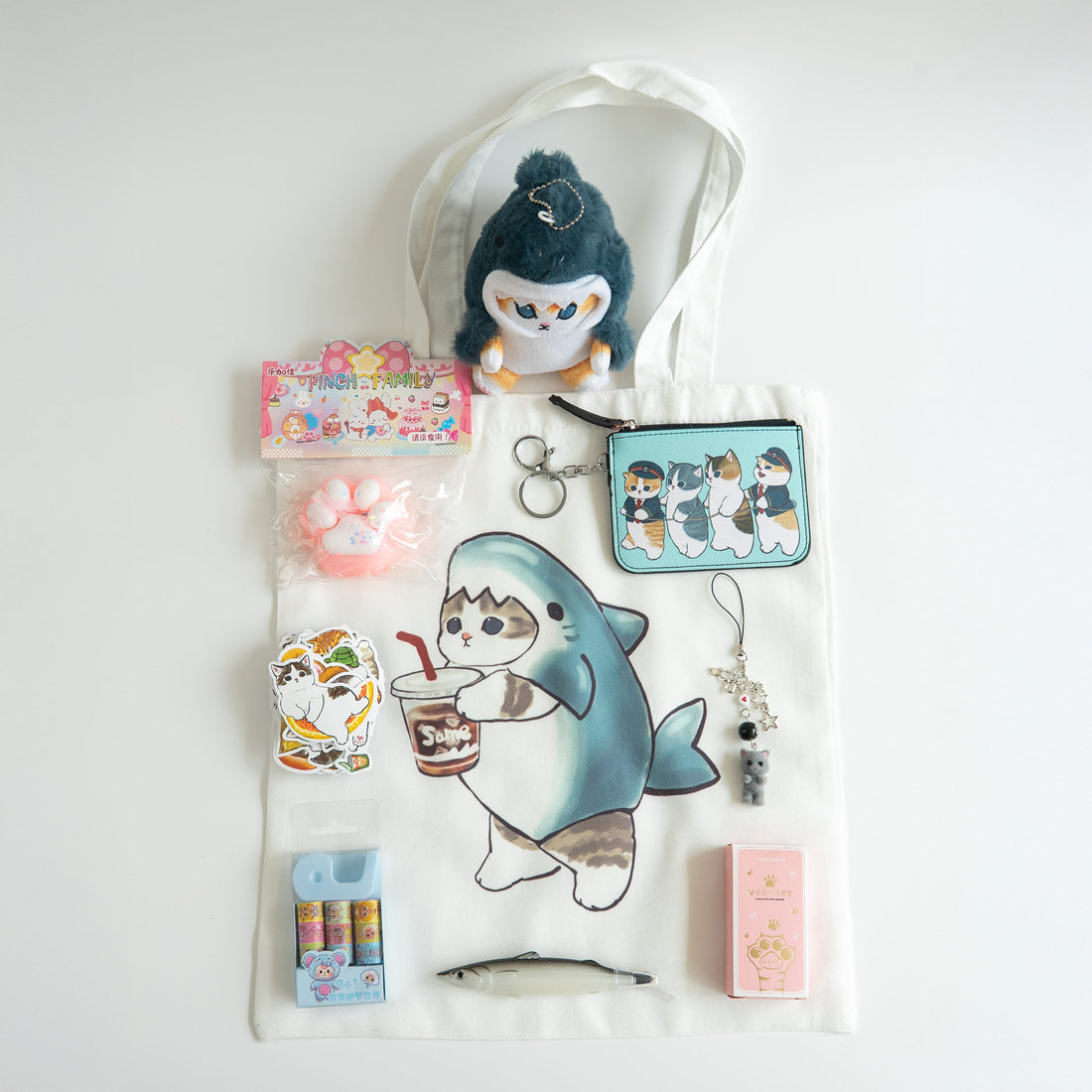 Gift Set "Kittens" (shopping bag, toy, wallet, keychain, stickers, squish, pen, balm)